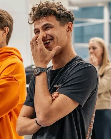 Fancontent about Lando Norris | Please Never lose your Smile 🤍🧡 #mclarenf1team #landonorris #mclaren #norris #formula1 #mclarenf1 #racing #driver #LN4 #endracism… | Instagram Lando Norris Smiling, Lando Norris Cute, Never Lose Your Smile, Formula 4, Mick Schumacher, Sergio Perez, Racing Drivers, Michael Schumacher, Lando Norris