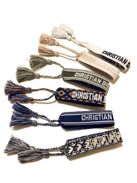 Christian Dior Bracelet Woven, Dior Bracelet Woven, Woven Friendship Bracelets, Christian Dior Bracelet, Dior Bracelet, Fashion Mark, Chevron Friendship Bracelets, Hair Care Recipes, Handmade Friendship Bracelets