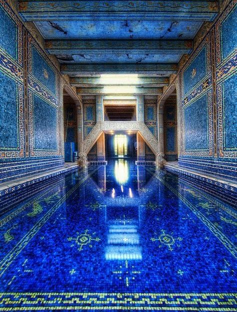 Turkish Bath...Can girls go here??? Guys always get all the good stuff !! Hearst Castle California, Roman Pool, Piscina Interior, Indoor Pools, Hearst Castle, San Simeon, Indoor Swimming Pool, Blue Pool, Indoor Swimming