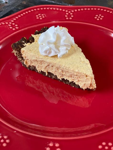 Pecan Pie Crust Recipe, Coconut Cream Chicken, Low Carb Banana Muffins, Keto Pies, Keto Pie, Easy Pecan Pie, Keto Pecan Pie, Pecan Pie Crust, Brown Sugar Butter