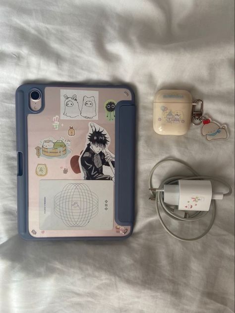 Ipad Aesthetic Case, Families Aesthetic, Sylvanian Families Aesthetic, Ipad Case Stickers, Jjk Megumi, Txt Choi Beomgyu, Clear Phone Case Design, Romanticising School, Aesthetic Case