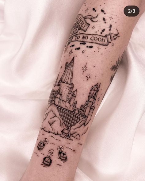 Horcrux Tattoo, Harry Potter Castle Tattoo, Hogwarts Castle Tattoo, Harry Potter Tattoo Unique, Tiny Harry Potter Tattoos, Harry Potter Tattoo Sleeve, Hogwarts Tattoo, Harry Tattoos, Earthy Tattoos