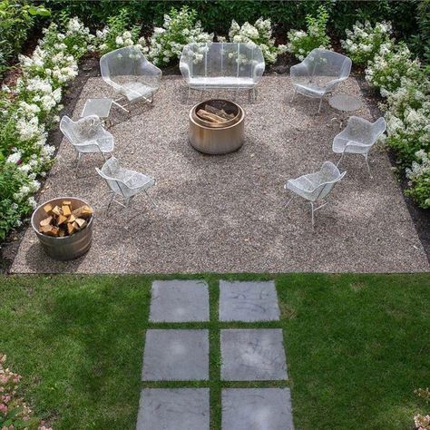 Get inspired by these versatile gravel patio ideas that will help you create an outdoor entertaining space on a budget. Gravel Patios, Gravel Patio Ideas, Pebble Patio, Small Backyard Garden Design, Round Outdoor Table, Pea Gravel Patio, Gravel Landscaping, Gravel Patio, Outdoor Seating Area