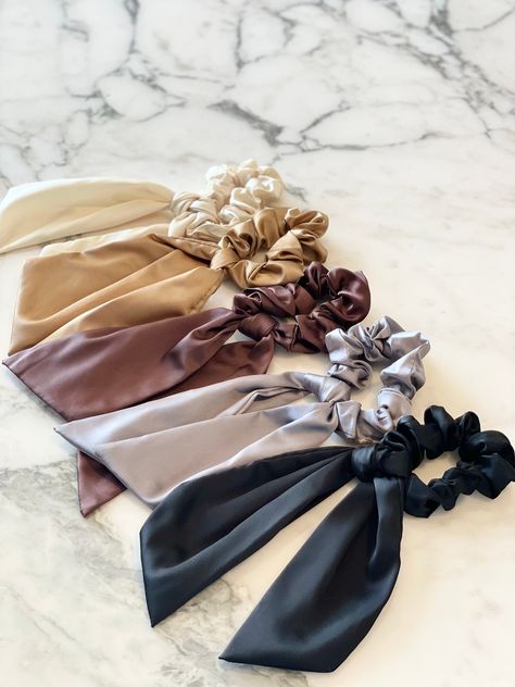 Satin Bow Scrunchies OPENING SALE: Get up to 50% OFF on select items. Visit our shop to check out other listings! 2-Pack and 3-Pack Sets available at a DISCOUNTED price! Check out the listings below to build your own set 💜 👉2-Pack: https://www.etsy.com/listing/1119969330/ 👉3-Pack: https://www.etsy.com/listing/1131116675/ PRODUCT DETAILS Material: Satin  Size: 3.2 x 6 in (8 x 15 cm) Color: ivory, champagne, brown, gray, black PRODUCT FEATURES  ꕤ EXCELLENT STRETCH ELASTIC SCRUNCHIES ꕤ Beautiful Cute Hair Ties Ribbons, Scrunchie With Scarf, Hair Tie With Ribbon, Scrunchies With Ribbon, Classy Hair Accessories, Ribbon Scrunchie Hairstyles, Scrunchie Ribbon, Ponytail With Ribbon, Hair Tie Ribbon