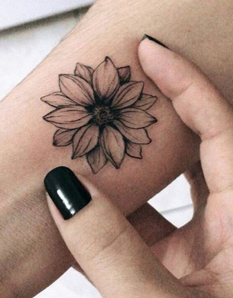 Regret Tattoo, Ladies Tattoos, Watercolor Flower Tattoo, Tato Dada, Dragons Tattoo, Tattoo Diy, Tattoo Concepts, Watercolor Tattoo Flower, Women Tattoos