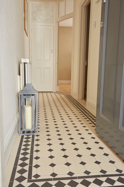 Victorian Tiles Porch, Hallway Tiles Floor, Octagon Tile, Hall Tiles, Floor Vinyl, Tile Floor Living Room, Victorian Floor Tiles, Flooring Kitchen, Hall Flooring