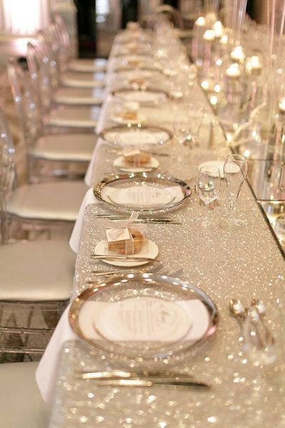 Silver Wedding Decorations, Long Table Wedding, White Weddings Reception, Bling Wedding Dress, Top Wedding Trends, Bridal Decorations, West Wedding, Bling Wedding, Wedding Forward