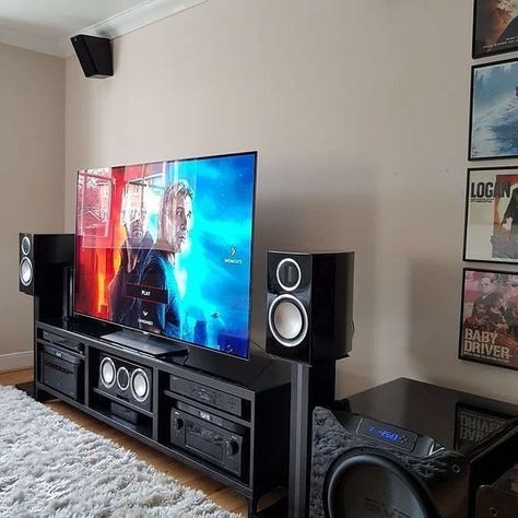 Stereo Cabinet, Home Cinema Room, Sala Tv, Home Theater Setup, Flat Screen Tv, Home Theater Rooms, Home Theater Design, Home Theatre, Home Cinema