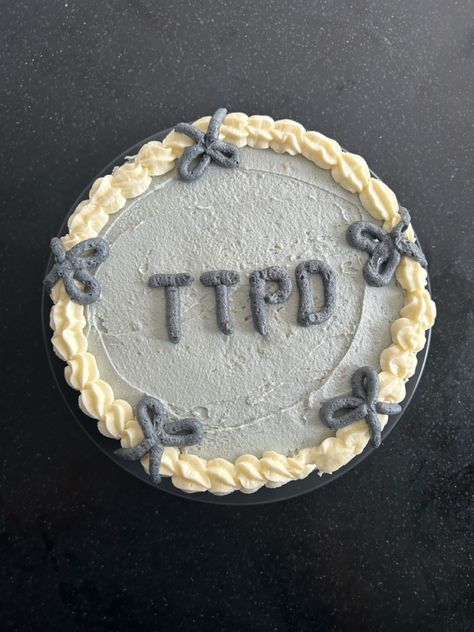 #torturedpoetsdepartment #ttpd #cake 32nd Birthday, 32 Birthday, Birthday Wishes, Birthday Decorations, Cake, Birthday, Pins