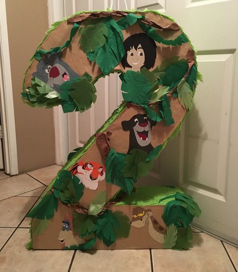 Libro de la selva Jungle Book Birthday Party, Jungle Book Cake, Jungle Book Birthday, Jungle Book Party, Book Birthday Parties, Jungle Theme Birthday Party, Jungle Animals Party, Book Themed Party, Lion King Party