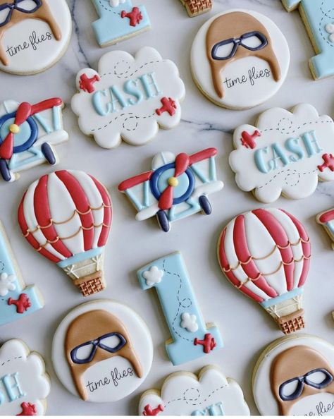 First Birthday Themes For Boys, Airplane Birthday Theme, Travel Themed Baby Shower, Vintage First Birthday, Airplane Birthday Party Decorations, Balloon Birthday Themes, Time Flies Birthday, First Birthday Cookies, Travel Baby Shower Theme