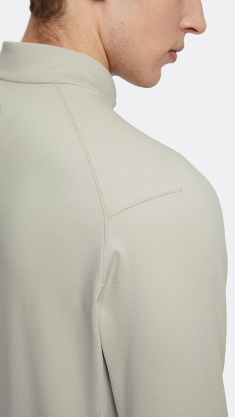 HOTSUIT Exclusive Men Tech Fleece Pullover with soft fabrication, solid color, drop-shoulder sleeves, banded hemlines. it's a great addition as a layering piece for all your workout needs. Perfect for a winter run or just to throw on under your sweatshirt. Featuring one of our core fabrications, for added comfort! FABRIC & CARE 90.5% Polyster 9.5% Spndex. Machine Wash Cold. Inside Out, With Other Like Colors. Tumble Dry,Low Temp. Do Not Bleach. Do not Iron. Do not Dry Clean. SIZE & FIT True to s Activewear Details, Sportswear Details, Tech Clothing, Medical Scrubs Outfit, Sports Wear Fashion, Kids Sportswear, Winter Streetwear, Scrubs Outfit, Golf Jacket