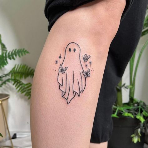 Ghost With Butterfly Tattoo, Butterfly Ghost Tattoo, Ghost Butterfly Tattoo, Happy Ghost Tattoo, Paramore Tattoo Ideas Lyrics, Cute Emo Tattoos, Best Friend Ghost Tattoo, Lil Ghost Tattoo, Fine Line Ghost Tattoo