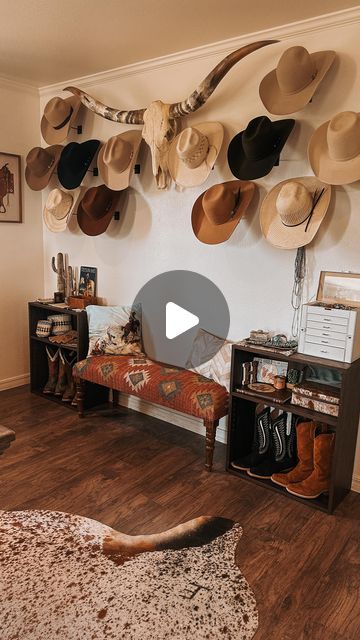 Brianna Purvis-Hall | Western Fashion + Lifestyle on Instagram: "Love these hat hangers! Such a good way to store all of our hats!   Comment “shop” to get the link to my hat hangers!   🏷️: western home, cowboy hat, western decor #westernhome #westerndecor #westernstyle #cowboyhat" Western Room Decor Bedroom, Cowgirl Hats Western, Hats Western, Western Rooms, Western Home, Hat Hanger, Hat Organization, Hat Display, Western Store