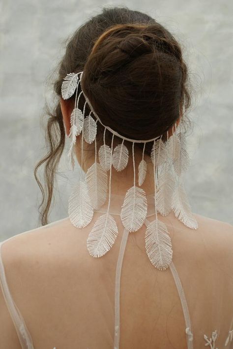 Bridal hair with veil