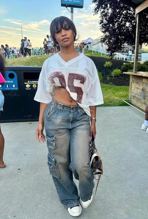 State Fair Outfit Ideas Black Women, Bowling Outfit Black Women, Astros Game Outfit Women, Memphis Outfits, Fair Outfits Black Women, Dj Fits, Ahs Fashion, Kehlani Concert, Fair Outfits