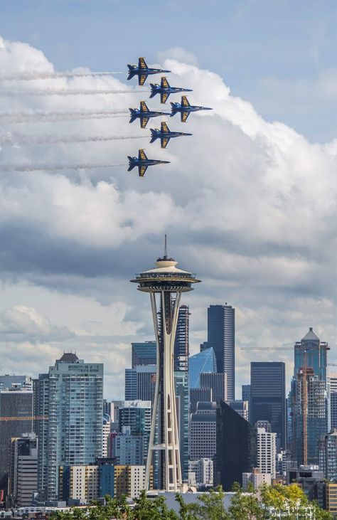 I was hoping for some major drama clouds today, but the drama came in the form of an equipment malfunction. I walked away with this shot, though. I'll take it. :) Chris Zempel, Space Needle Seafair Festival US Navy's Blue Angels Blue Angels Aesthetic, Blue Angel Aesthetic, Us Navy Blue Angel, Blue Angels Air Show, Blue Angles, Us Navy Blue Angels, Painting References, Silence Is Golden, Angel Aesthetic