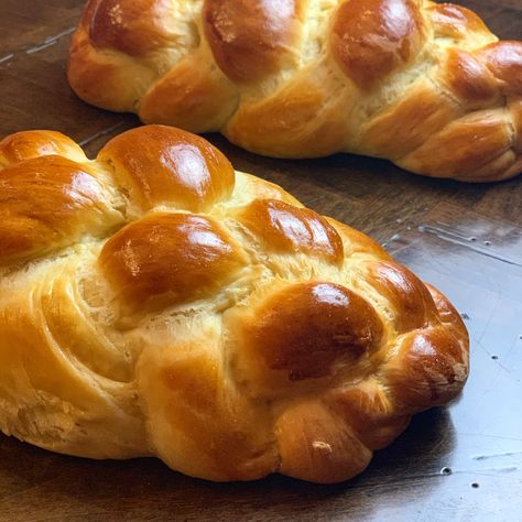 Classic Challah - The Kosher Baker Jewish Challah Bread Recipe, Sweet Challah Bread Recipe, Best Challah Recipe, Blintzes Recipe, Shabbat Recipes, Challah Recipe, Challah Bread Recipes, Jewish Holiday Recipes, Challah Bread