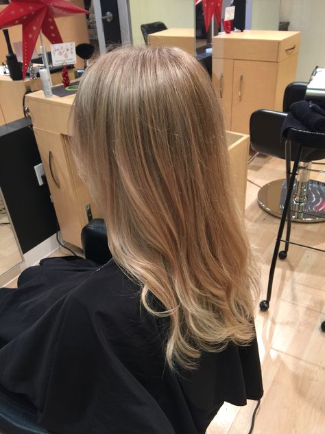 Micro highlights done by A.Beauty Blond Hair Without Highlights, Micro Blonde Highlights, Micro Highlights Blondes, Sorry Blonde Hair, Micro Highlights, Summer Blonde Hair, Summer Blonde, Dirty Blonde Hair, Honey Blonde Hair