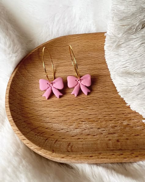 Earing From Clay, Clay Made Earrings, Clay Hoops Earrings, Polymer Clay Ideas Earrings, Handmade Earing Idea, Aesthetic Polymer Clay Earrings, Earing Clay Diy, Diy Clay Accessories, Preppy Clay Earrings