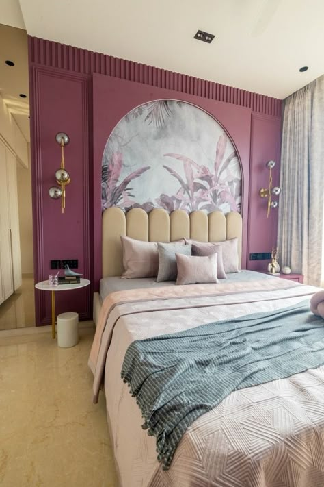 Home of Daftari's | Atit Interiors | Mumbai – Interiorlover Projects Modern Neoclassical, Glamorous Living Room, Bedroom Design Styles, Neoclassical Design, Sophisticated Aesthetic, Bedroom Bed Design, Kid Room, Bedroom Furniture Design, Indian Traditional