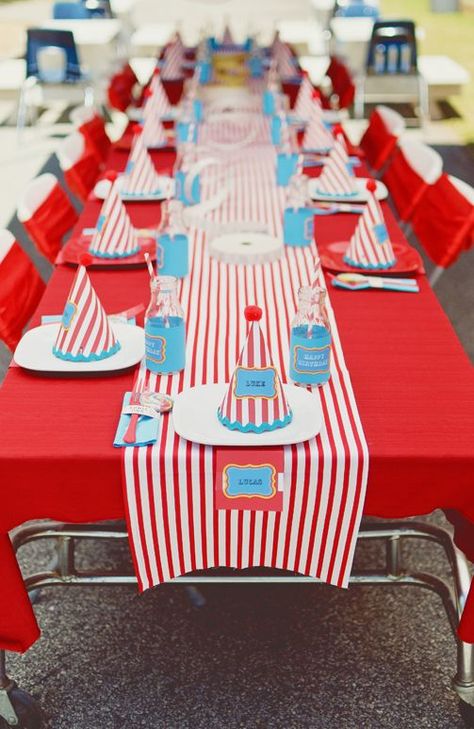 4de Verjaardag, Circus Birthday Party Theme, Carnival Birthday Party Theme, Circus Carnival Party, Circus Theme Party, Carnival Themed Party, Circus Birthday Party, Carnival Birthday Parties, Carnival Themes