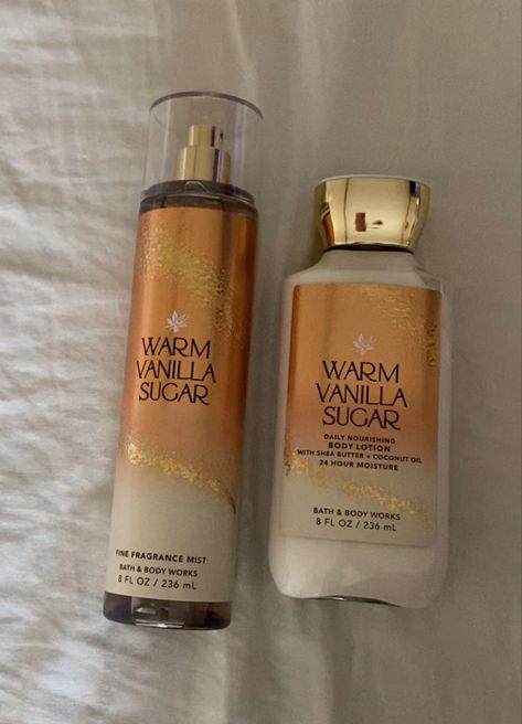 Bath And Body Works Perfume Recommendation, Caramel And Vanilla Perfume, Bath And Body Works Perfume Vanilla, Perfume Collection Bath And Body Works, Vanilla Perfume Bath And Body Works, Warm Vanilla Sugar Bath And Body Works, Vanilla Asethic, Bath Body Works Aesthetic, Vanilla Shower Products