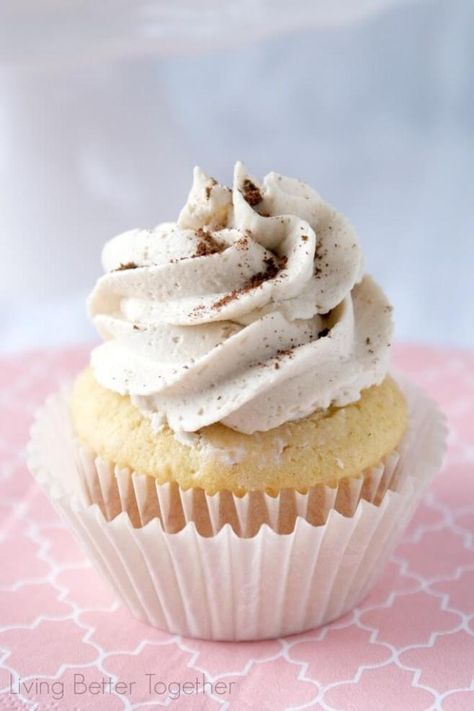 French Vanilla Cupcakes, Cappuccino Cupcakes, Cappuccino Muffins, Vanilla Cappuccino, French Vanilla Cappuccino, Cappuccino Machine, Gourmet Cupcakes, Fun Cupcakes, Yummy Cupcakes