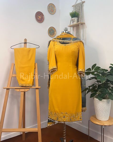 Mustard Yellow Suit, Mustard Suit, Punjabi Fashion, Suit Casual, Suits Design, Work Suits, Yellow Mustard, God Illustrations, Punjabi Suits