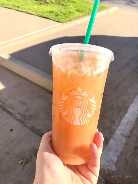 You Can Get An Orange Drink at Starbucks That Tastes Just Like A Gummy Peach Ring Starbucks Hacks, Orange Drink, Purple Drinks, Peach Drinks, Secret Starbucks Drinks, Secret Menu Items, Bebidas Do Starbucks, Starbucks Secret Menu Drinks, Starbucks Coffee Drinks