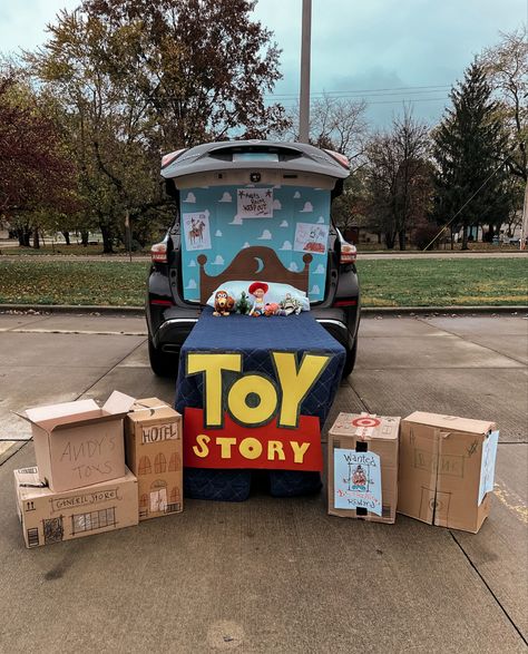 Trunk Or Treat Ideas Cars Theme, Toy Story Golf Cart, Toy Story Trunk Or Treat Ideas, Baseball Halloween, Trunker Treat Ideas, Church Trunk, Codes Wallpaper, Toy Story Halloween, Trunk Or Treat Ideas