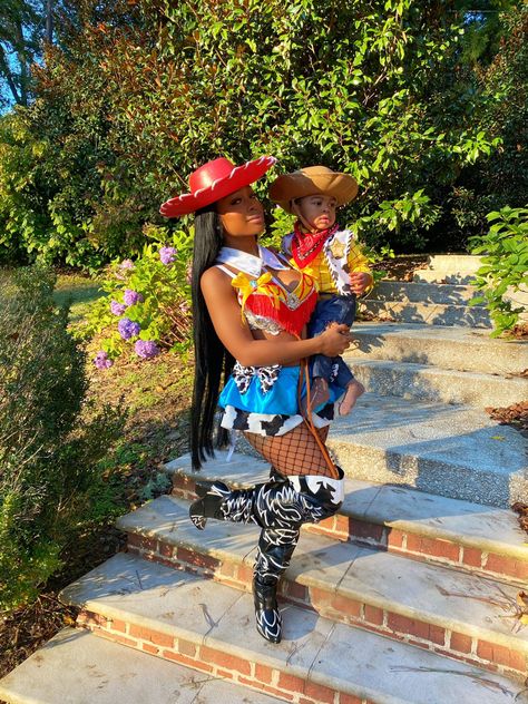 Black Baby Girl Halloween Costumes, Family Halloween Costumes Black Family, Mom Son Costumes, Mommy Son Halloween Costumes, Black Family Halloween Costumes, Mommy Daughter Halloween Costumes, Mommy And Son Halloween Costumes, Mom And Son Costume Ideas, Mom And Son Halloween Costumes