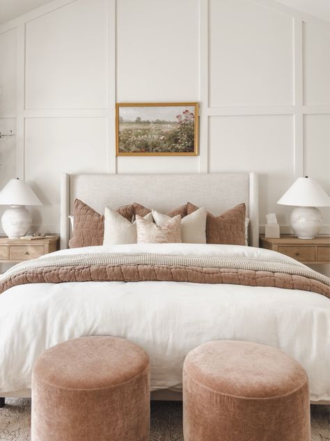 Find the perfect balance of comfort and style with these 15 beautiful bedroom designs. Blush Neutral Bedroom, Neutral Bedroom With Blush Accents, White And Taupe Bedroom, Neutral Pink Bedroom, Warm Neutral Bedroom, Parisian Inspired Bedroom, Greige Bedroom, Light Pink Rooms, Neutral Bed