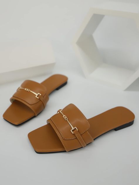 Open Shoes For Ladies, Ladies Shoes Flats, Palm Slippers, Hadiah Birthday, Female Slippers, Louis Vuitton Sneaker, Sandals Shein, Women Slippers Fashion, Women Flat Sandals