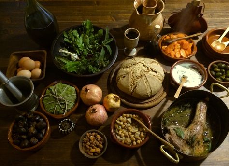 Ancient Roman dinner – Trullo Cicerone Ancient Greek Food Recipes, Ancient Greece Food, Ancient Greek Food, Fall Reset, Roman Recipes, Ancient Roman Food, Ancient Aesthetic, Kitchen Magick, Historical Food