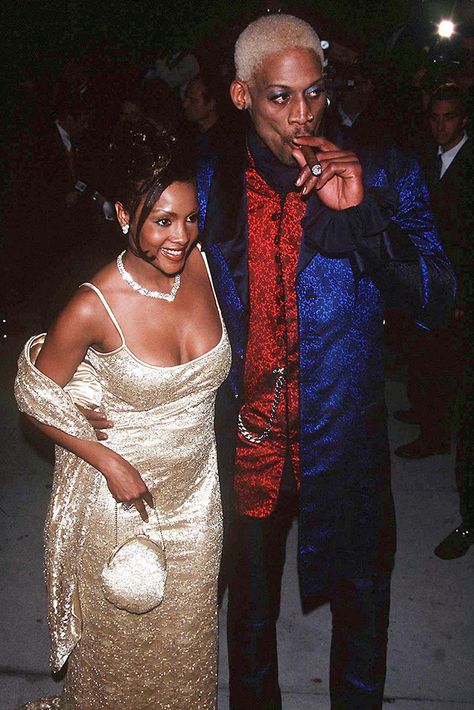 Dennis Rodman’s Extremely Weird Fashion Moments in the ’90s [PHOTOS] – Footwear News Dennis Rodman Outfit, Dennis Rodman 90s, Rodman Dennis, Denis Rodman, 90s Photos, Oscar Academy Awards, Ian Wright, Weird Style, Los Angeles Hotels