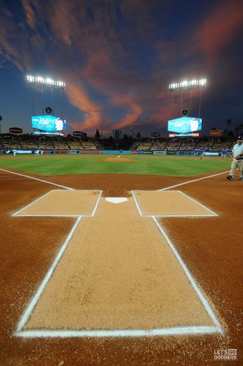 Dodger Stadium Baseball Background Wallpapers, Baseball Field Aesthetic, Baseball Wallpapers, Baseball Aesthetic, Baseball Background, Softball Photography, Baseball Backgrounds, Let's Go Dodgers, Baseball Wallpaper