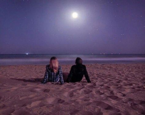 San Myshuno, Beach At Night, Photo Summer, Wow Art, Foto Inspiration, Teenage Dream, Fotografi Potret, Couple Aesthetic, Photo Instagram