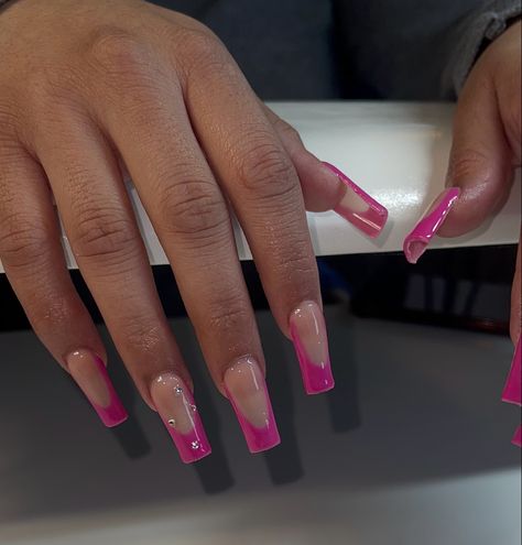 French tip Pink French Nails, Pink Tips, Long Acrylic Nail Designs, Hot Pink Nails, Pink French, French Nail Designs, Long Acrylic, French Tips, Pretty Acrylic Nails