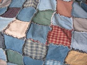 Home Joys: Ragged Denim Quilt Denim Quilts Old Jeans Diy, Crafty Gift Ideas, Jean Quilts, Denim Rag Quilt, Serving The Lord, Denim Blanket, Flannel Rag Quilts, Rag Quilt Tutorial, Quilt Scraps