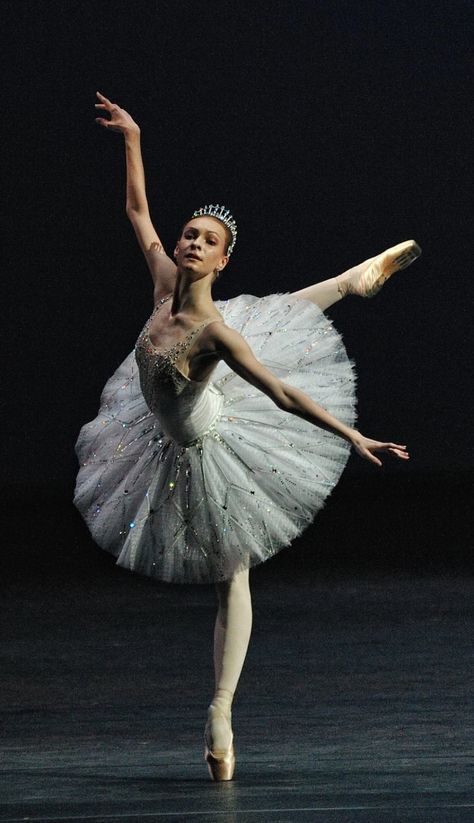 Olga Smirnova, Yacht Sailing, Ballet Performance, Cow Boys, Ballet Pictures, Ballet Beauty, Ballet Performances, Bolshoi Ballet, White Tutu