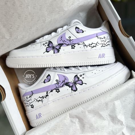 Skor Sneakers Nike, Παπούτσια Nike Free, Buty Marki Nike, Nike Shoes Women Fashion, Air Force 1 Sneakers, Boty Nike, Skor Sneakers, Custom Shoes Diy, Nike Shoes Girls