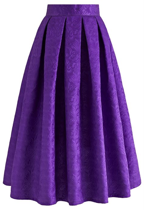 Winter Brunch Outfits, Chic Brunch Outfit, Winter Brunch Outfit, Bridesmaid Dresses Ideas, Brunch Outfit Winter, Jacquard Midi Skirt, Purple Retro, Skater Outfits, Led Dress