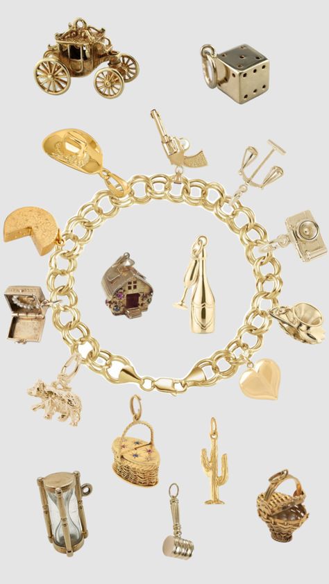 Gold charm bracelet inspo #14ktgold #jewelry Real Gold Charm Bracelet, Gold Charm Bracelet Aesthetic, Charm Bracelet Aesthetic, Jewelry 2024, Bracelet Aesthetic, Bracelet Inspo, Chanel Makeup, Gold Charm Bracelet, Gold Charm