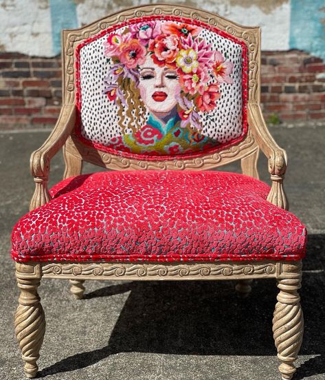 Chair Design - Red Chair Lady (18m) — Stitching Fox Antique Chairs Makeover, Funky Armchairs, Bead Clothes, Armchair Inspiration, Reupholstered Chairs, Upholstered Chairs Diy, Chair Reupholstery, Diy Furniture Upholstery, Hand Painted Chairs