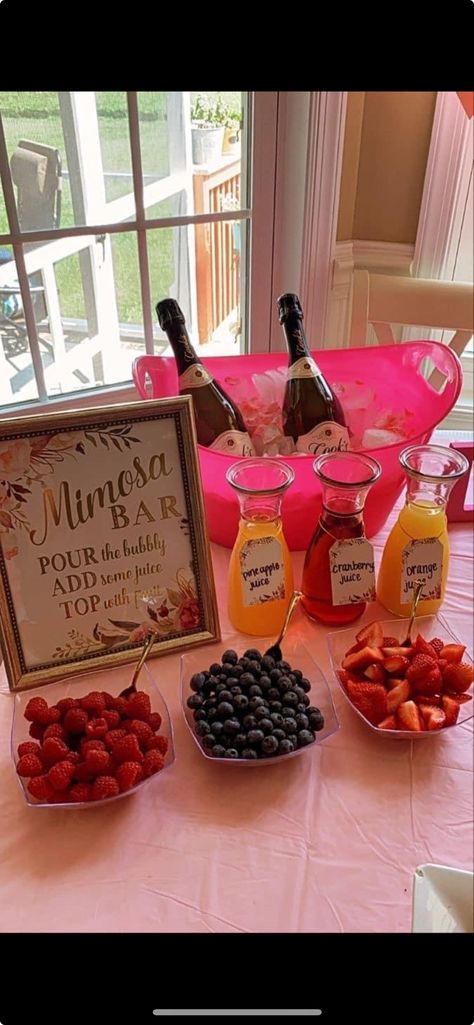 Brunch Style Baby Shower Ideas, Brunch Baby Shower Ideas Decorations, Brunch Themed Baby Shower Ideas, Baby Shower Brunch Theme, Brunch Gender Reveal, Baby Brunch Shower Ideas, Brunch Baby Shower Food, Gender Reveal Brunch, Brunch Baby Shower Ideas