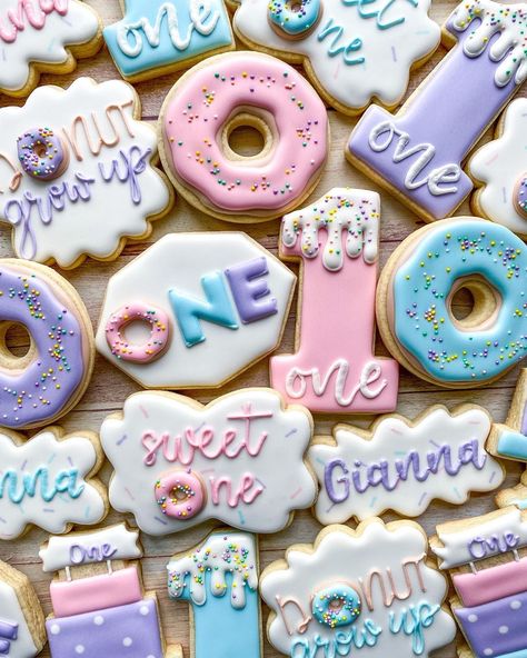 Sweet One Themed Birthday Party, Donut First Birthday Cookies, Donut Party Cookies, Donut Grow Up Cookies Decorated, Sweet One Donut Cookies, Sweet One Donut Birthday Theme, Sweet One Cupcake Cake, Sweets First Birthday Theme, First Birthday Candy Theme