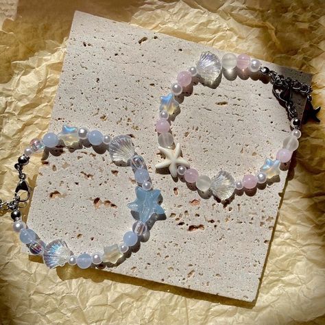 Cuddorable Mixed Bear Butterfly Starfish Sea Beaded Bracelet - Etsy Canada Sea Inspired Bracelets, Mermaid Core Bracelet, Sea Beads Bracelet, Bracelets Inspo Beads, Ocean Themed Bracelets, Butterfly Beaded Bracelet, Sea Bead Bracelets, Bracelet Making Ideas Beaded, Cute Bead Bracelet Ideas