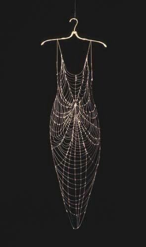 they/them on Twitter: "i want a spiderweb dress (´∀｀)… " Spiderweb Fashion, Chain Dress, Modieuze Outfits, Mode Inspo, Dark Fashion, Mode Vintage, Looks Style, Mode Inspiration, Manga Girl