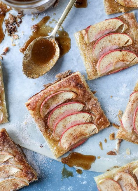 Cinnamon Sugar Apple Puff Pastry Puff Pastry Apple Pie, Puff Pastry Recipes Dessert, Puff Pastry Apple, Cinnamon Sugar Apples, Homemade Croissants, Apple Puff Pastry, Puff Pastry Desserts, Puff Pastry Dough, Pastry Pie